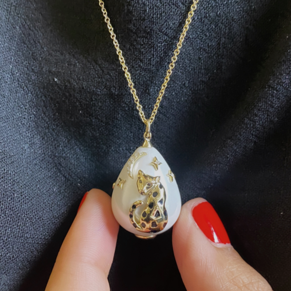 9K Gold Pearl Leopard Enamel and Diamonds Necklace