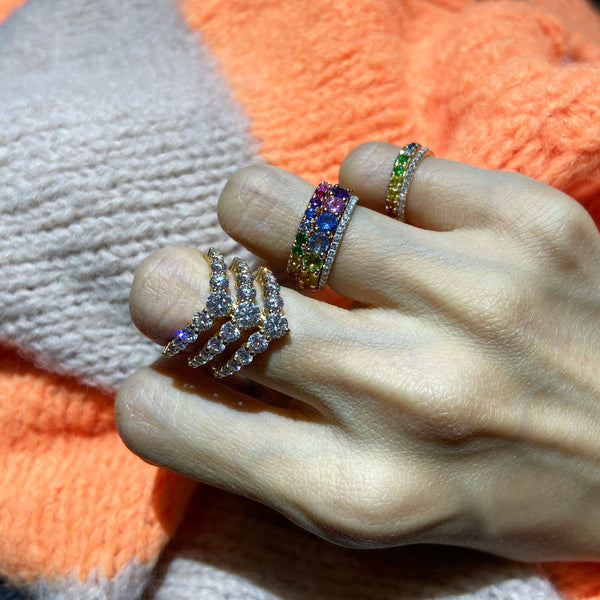 Aria Triple V Diamonds 18K Gold RING