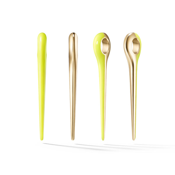 LOLA NEEDLES PENDANT NECKLACE