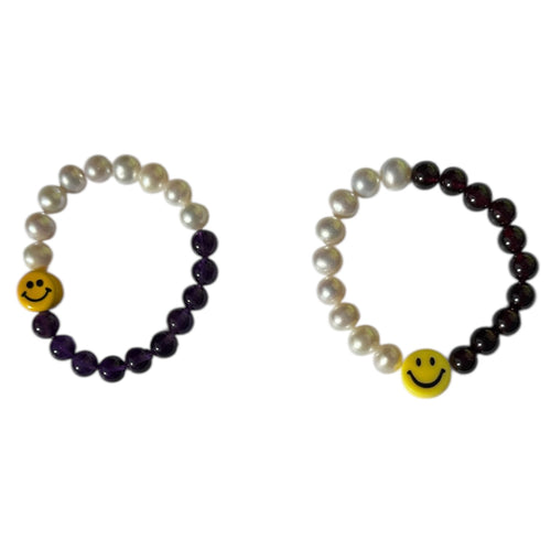Smiley Face Pearl Bracelet - Amethyst／Garnet